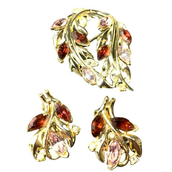 Vintage Mid-Century Leaf Swag Brooch & Earring Set- Gold Tone Glass Rhinestones - Picture 1 of 7